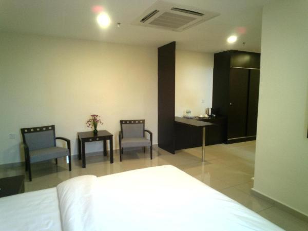 Villa Hotel Segamat Buitenkant foto